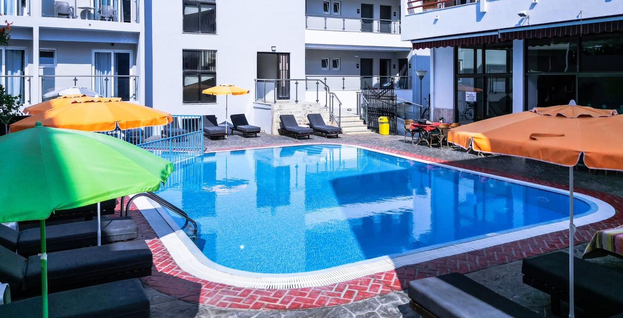 Poseidon Deluxe Apartments コス・タウン エクステリア 写真
