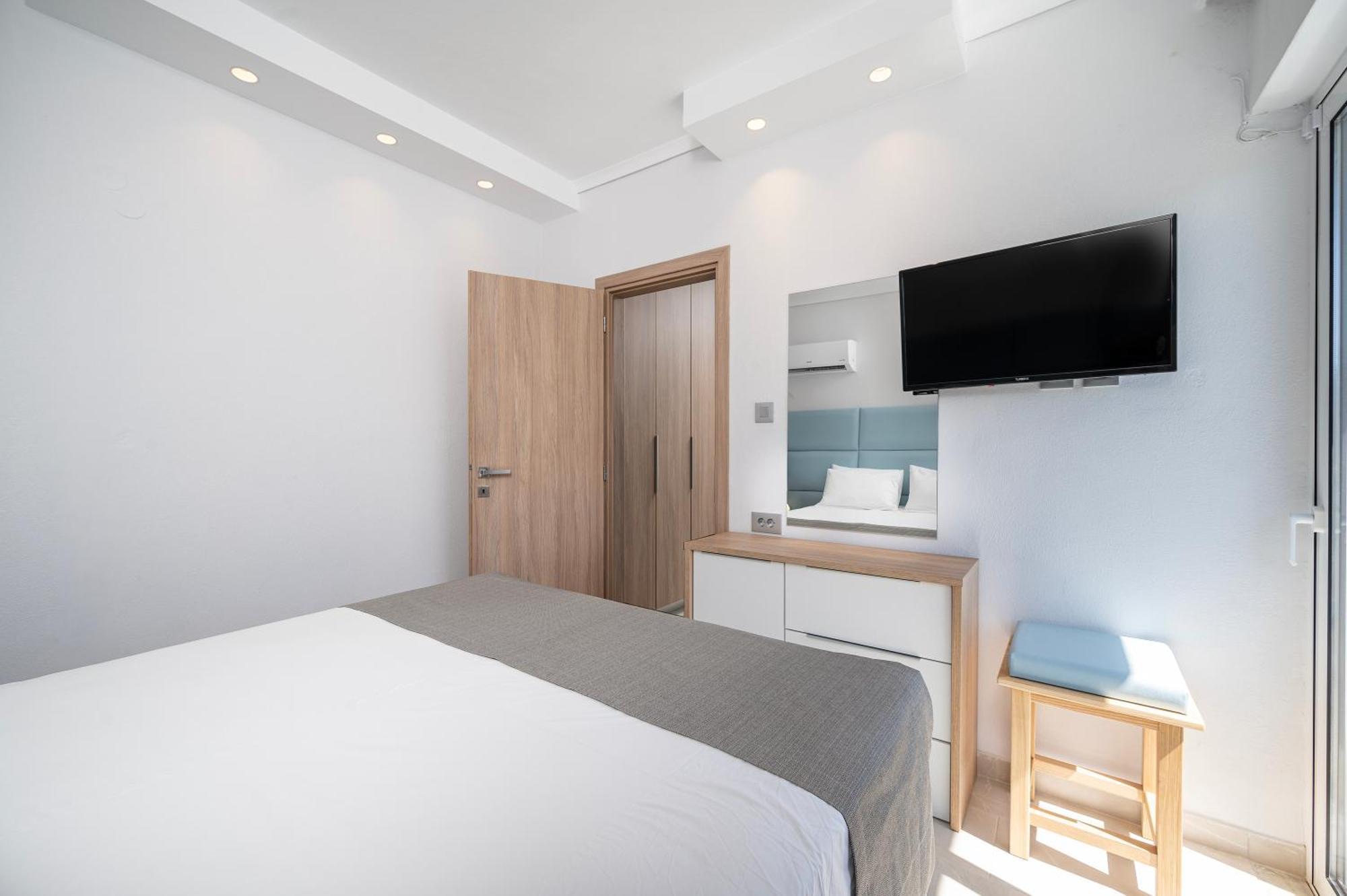 Poseidon Deluxe Apartments コス・タウン エクステリア 写真